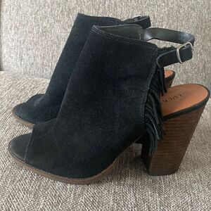 Lucky Brand Lantau Leather Black Suede Fringe Open Toe shoes Women’s Size 8.5